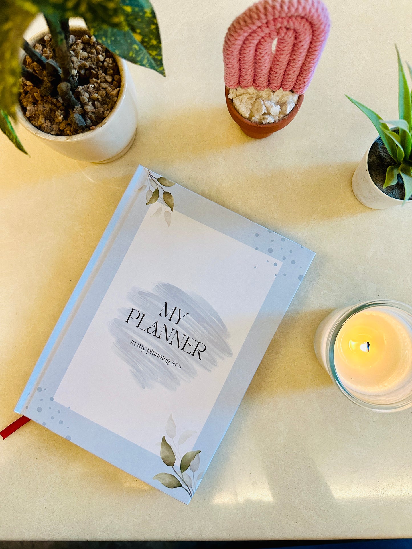 Aura The Undated Yearly Planner