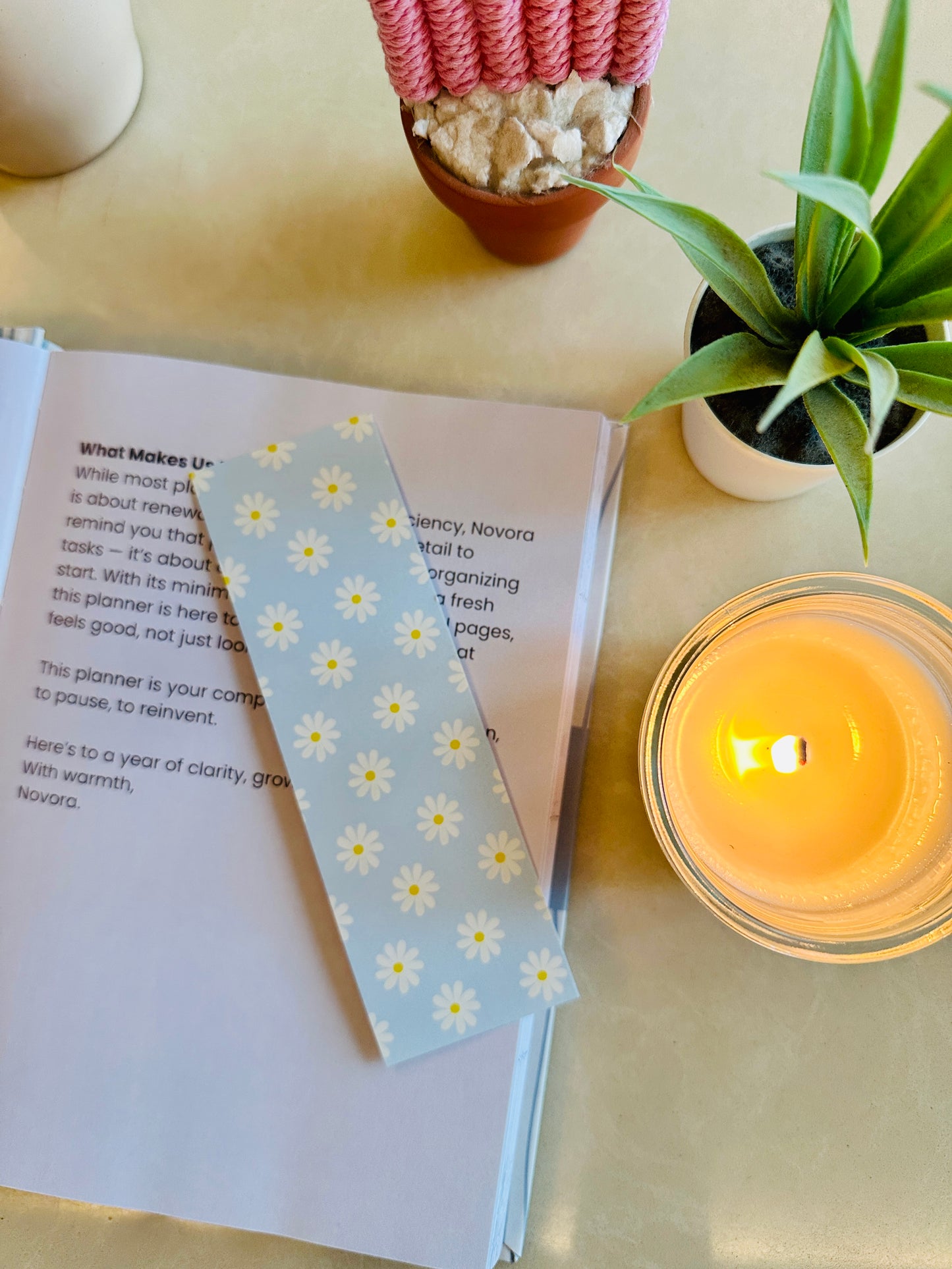 Daisies Bookmark