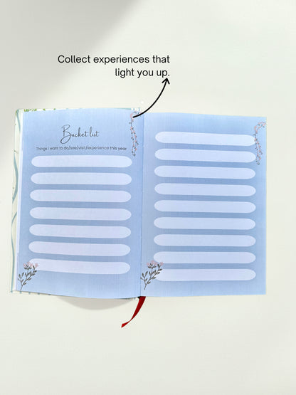 Aura The Undated Yearly Planner